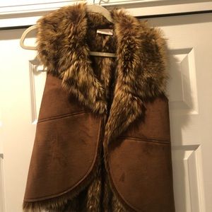 Faux fur and shearling Chino vest